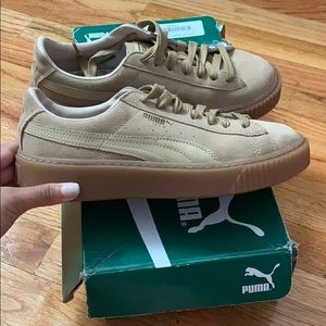 Women’s Fenty Puma Platform Sneakers